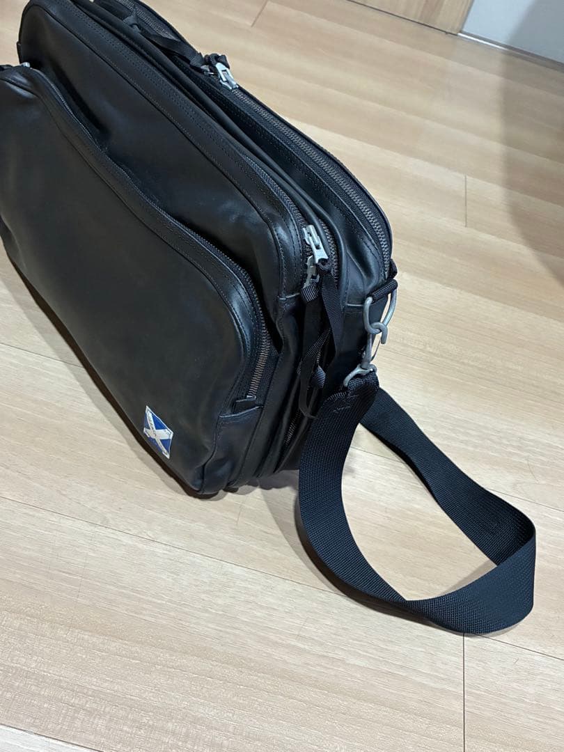 ラゲッジレーベル　吉田カバン　黒