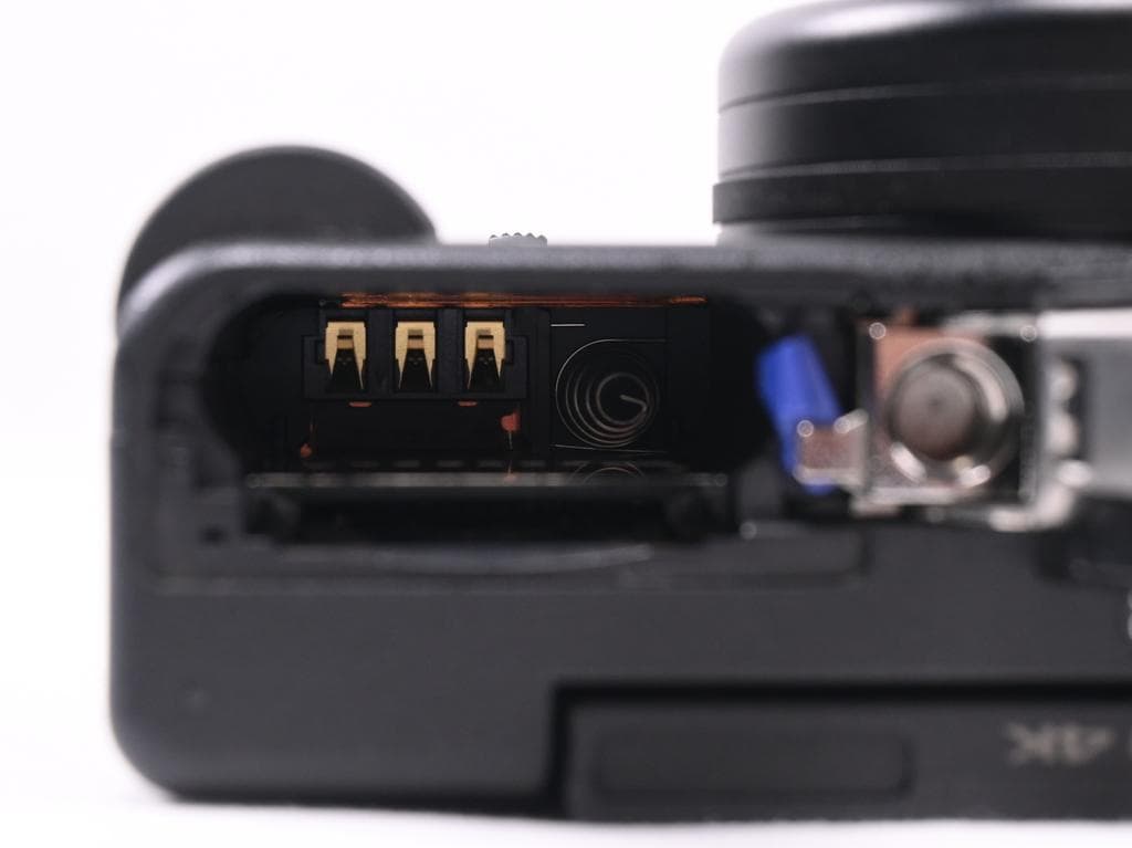 まや【美品】 ソニー SONY VLOGCAM ZV-1