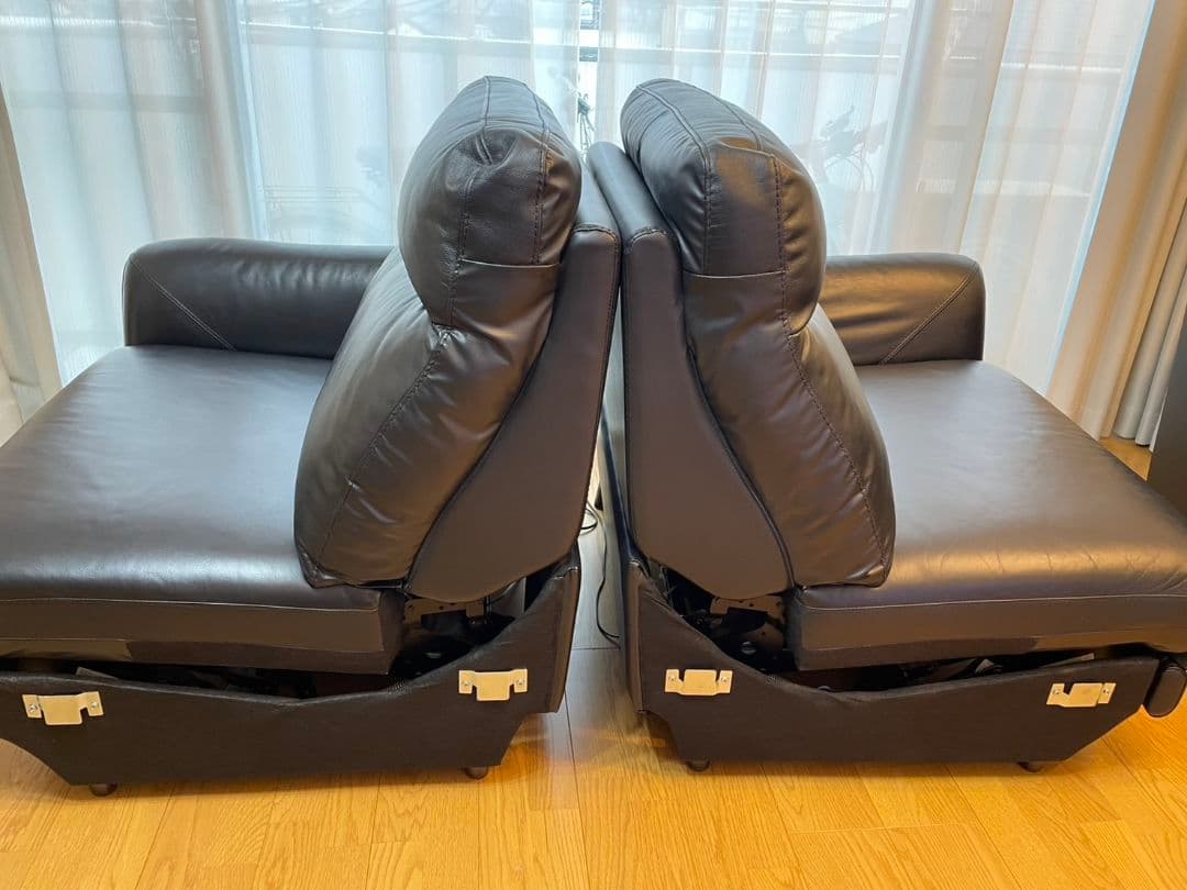 【美品】ニトリ ３人掛け電動リクライニングソファ　アネーロ