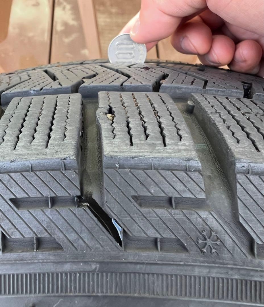 【ラビ】スタッドレスタイヤ 225/60R17 手渡し