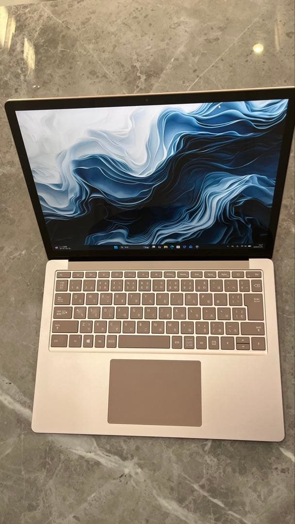 Microsoft Surface Laptop4 サンドストーン