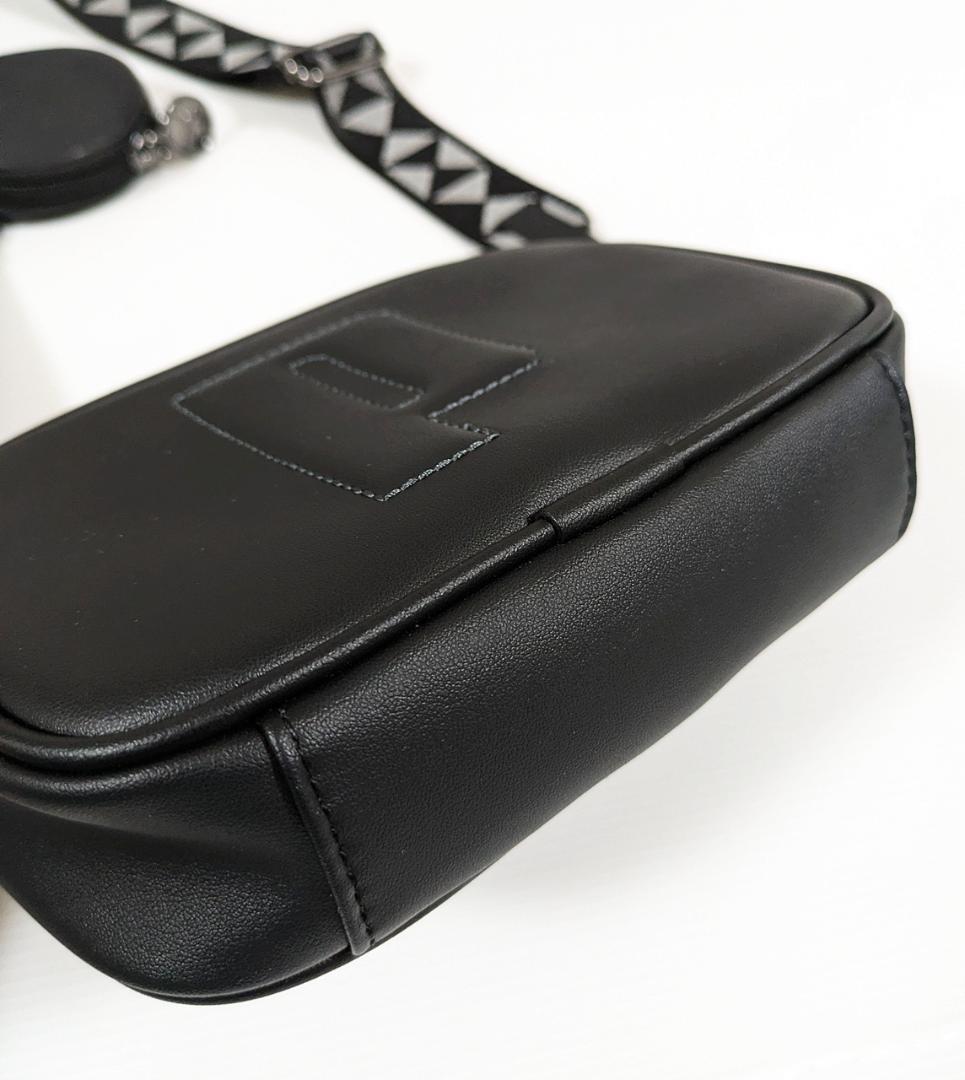 くらんち様　PUMA ウィメンズ プーマ センス クロス ボディーバッグ