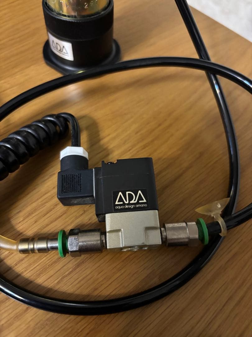 ADA CO2レギュレーター変換アダプター付 電磁弁/EL-バルブスタンドセット