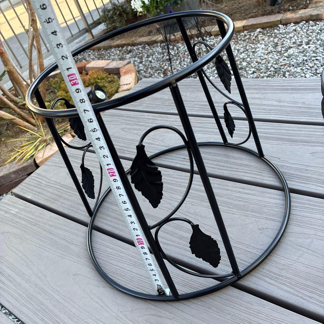 【玉もね様お取り置き】アイアン プランター台 葉のデザイン　4個セット