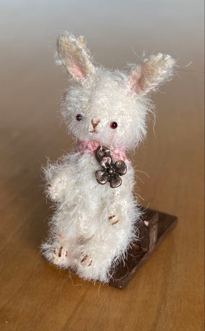 moriのえほん様　ラブリーなうさぎさん　ミニチュアぬいぐるみ