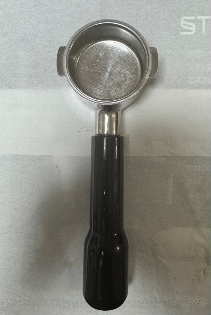 美品 デロンギ スティローザ EC235J-BK ボトムレスフィルター付