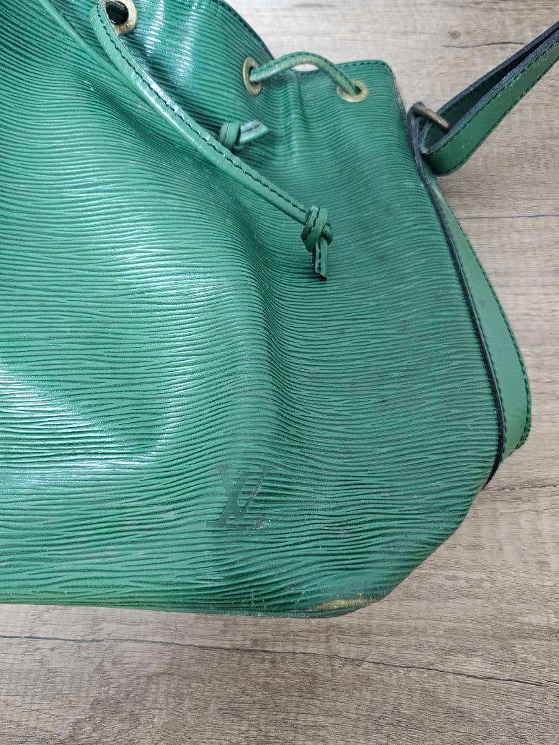 （N.R）Louis Vuitton グリーン バケツ型バッグ