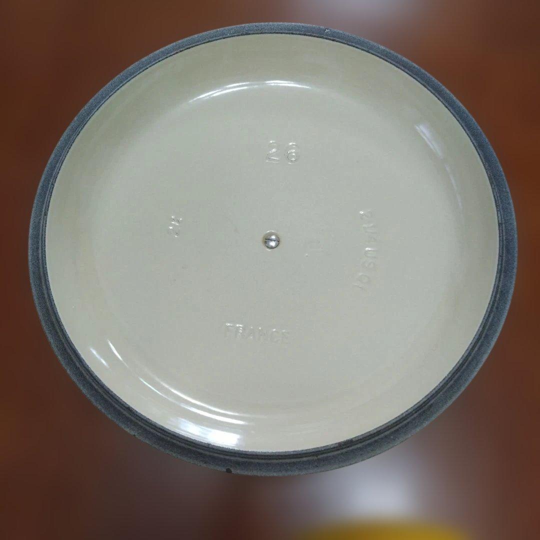 さ*い様 ル・クルーゼ　26　浅型　キャセロール