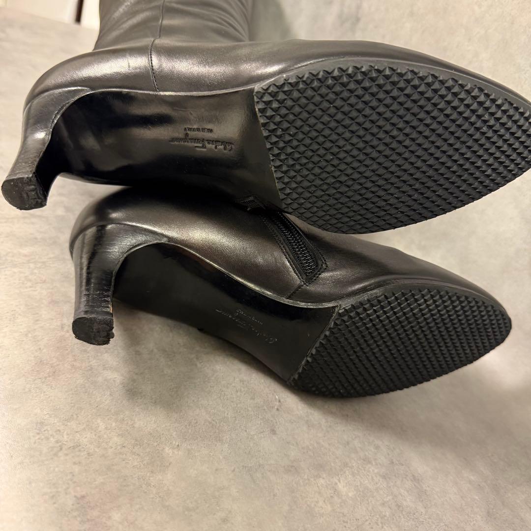 サルヴァトーレフェラガモ ブーツ 7サイズ ブラック