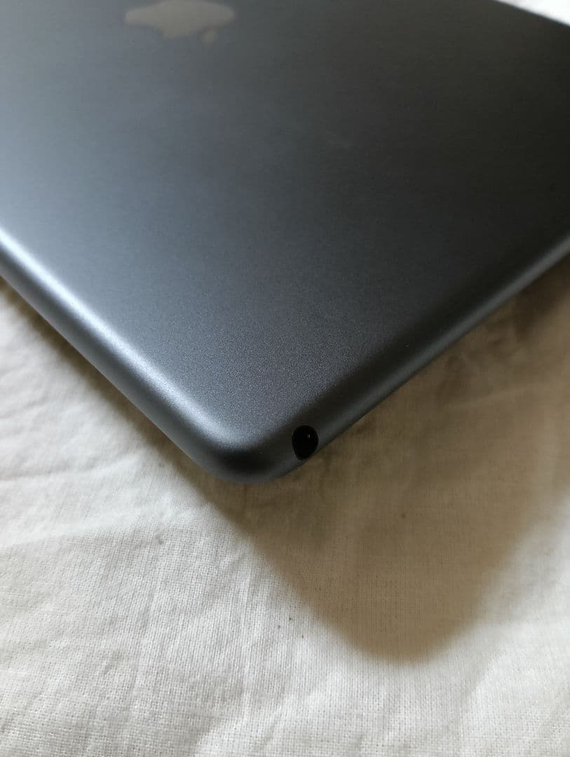 超美品 iPad Air 第3世代 バッテリー81%