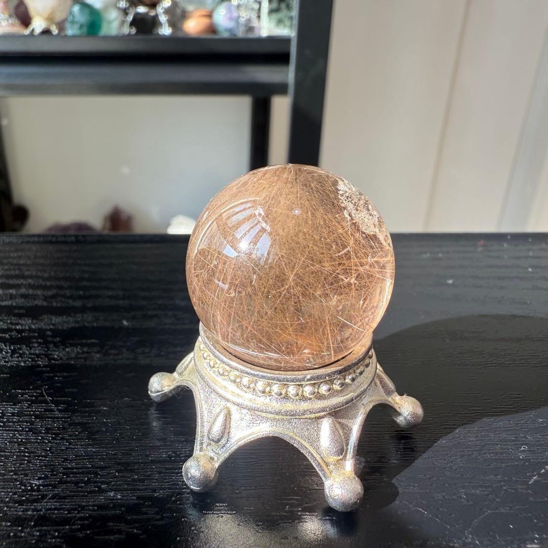 天然石ルチルクォーツのスフィア　丸玉　置物NO.011308