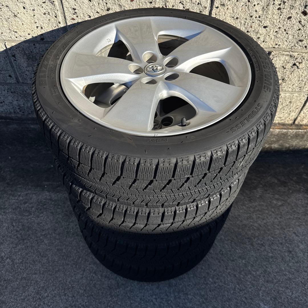 田舎ライダー　30プリウス ツーリングホイール スタッドレスタイヤ付き