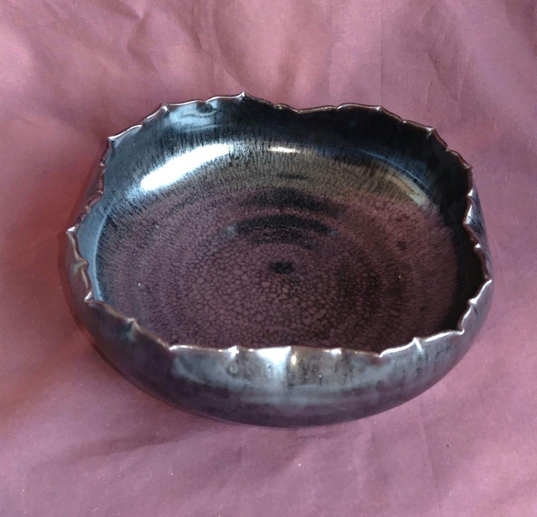 天目釉縁花弁鉢 (未使用 新品同様)