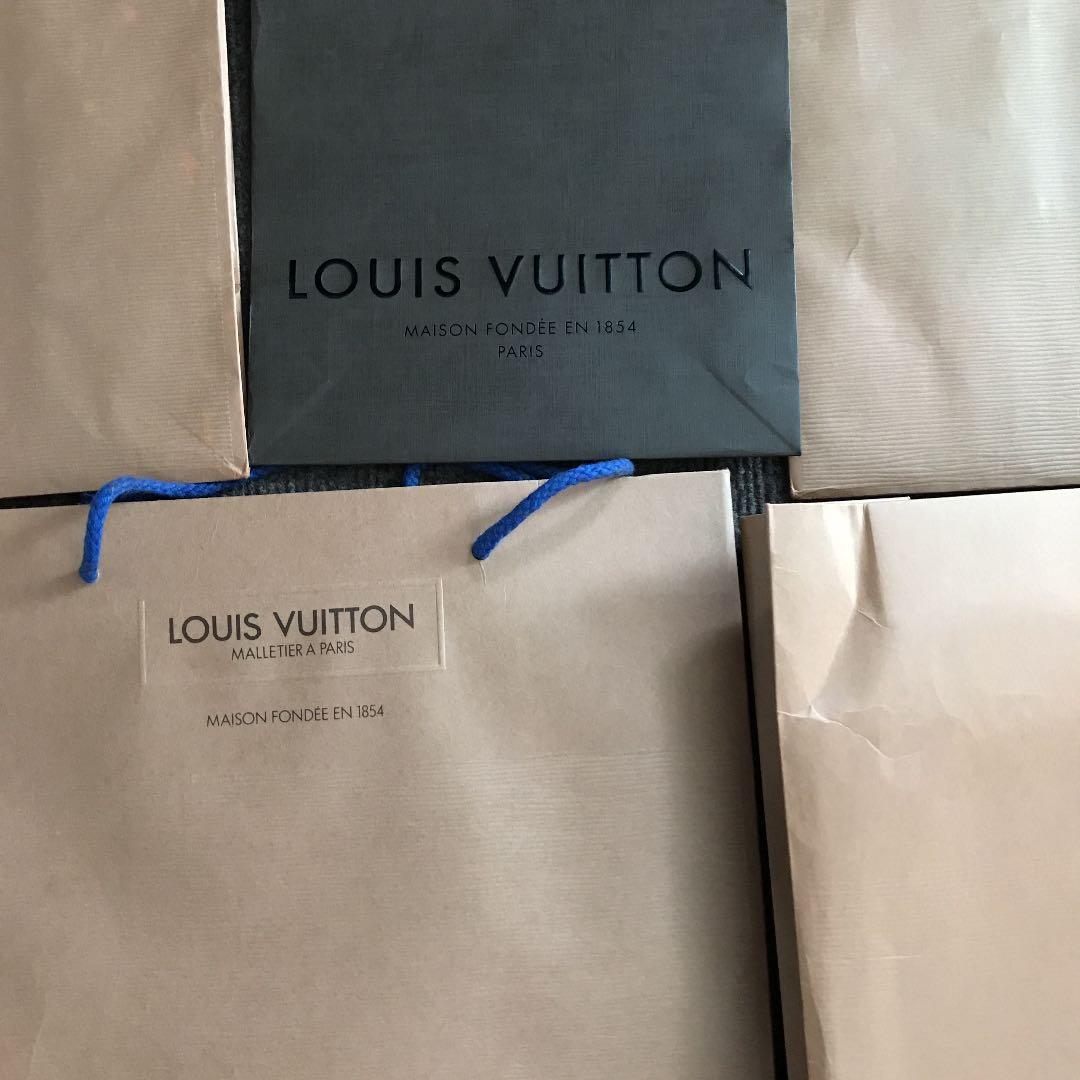 Louis Vuitton ショップ袋とケース　7個