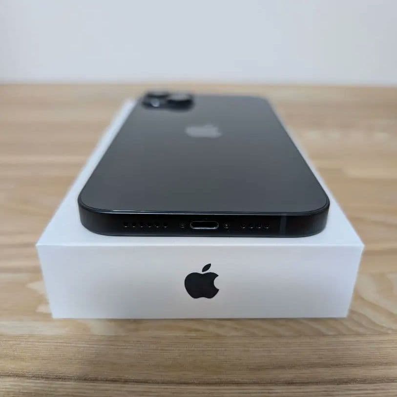 【バッテリー100%】iPhone 14 Plus 128GB ミッドナイト