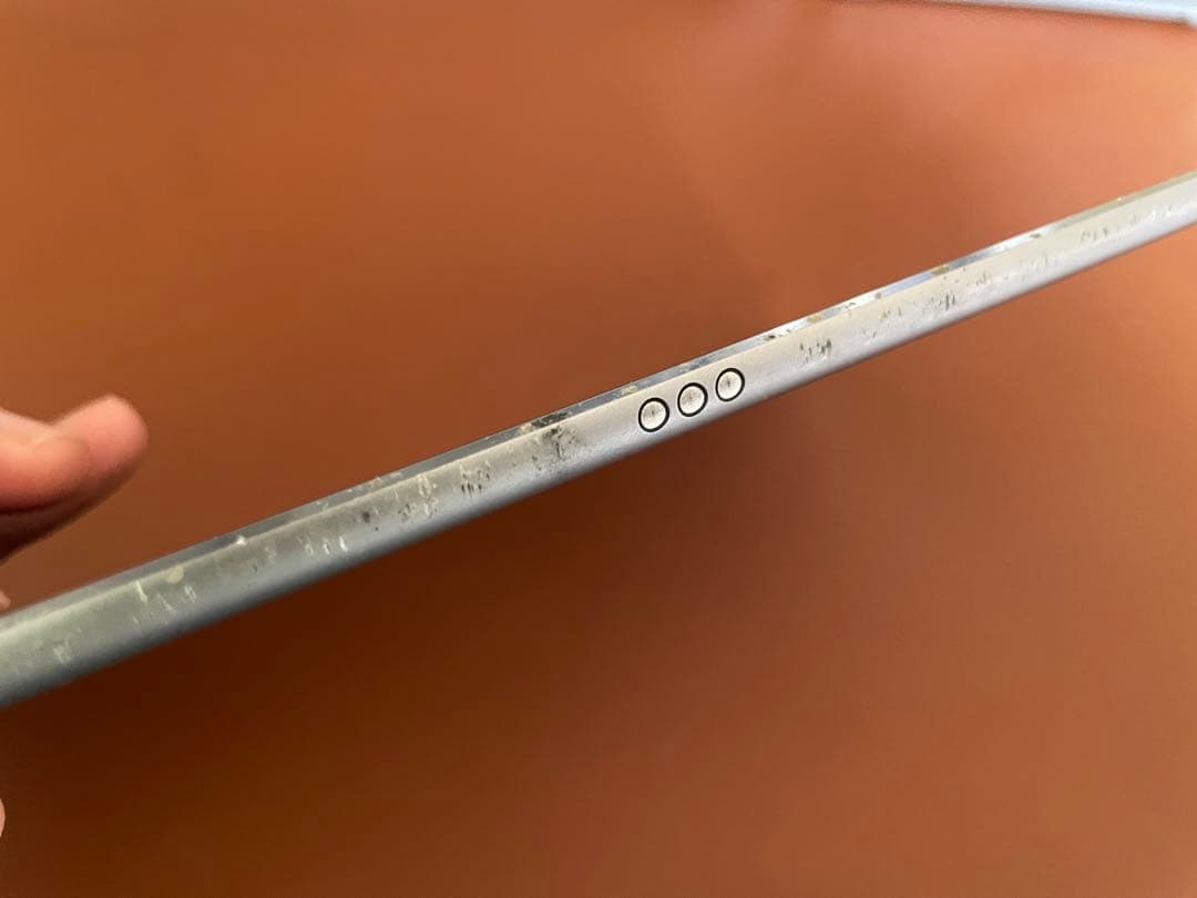 Apple iPad Pro 9.7 第１世代 ／Wi-Fi／32GB（傷あり）