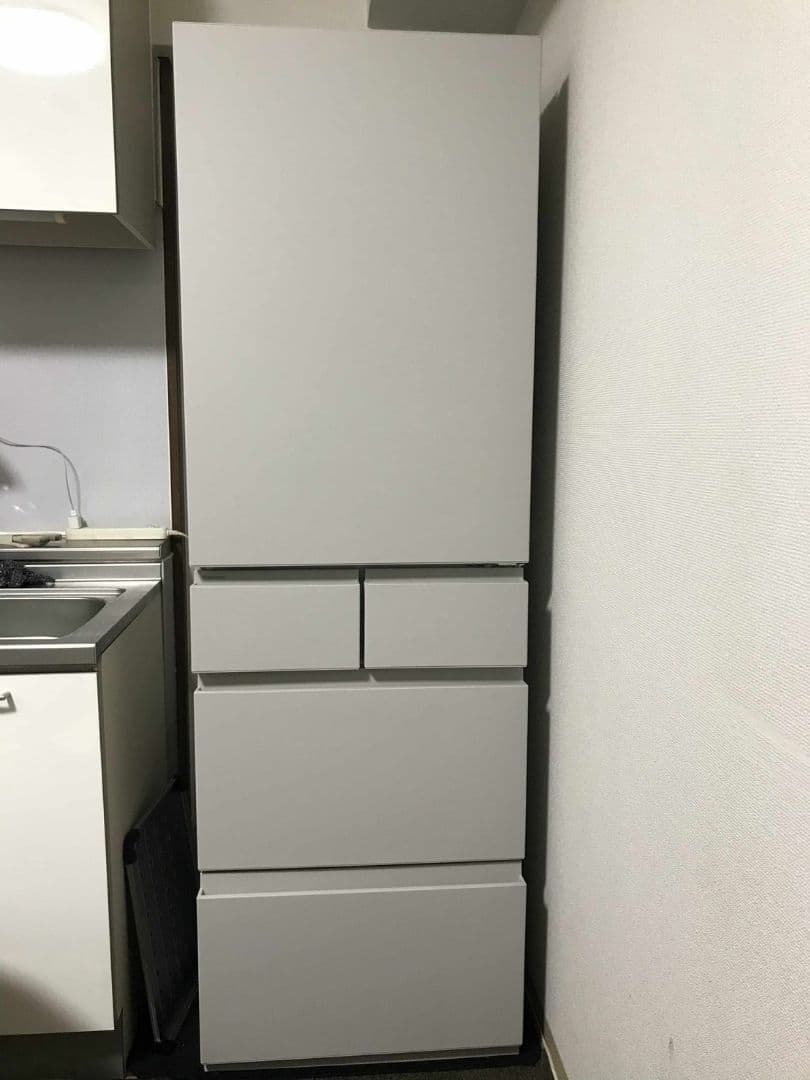 2025年8月購入の冷蔵庫。引き取り限定。