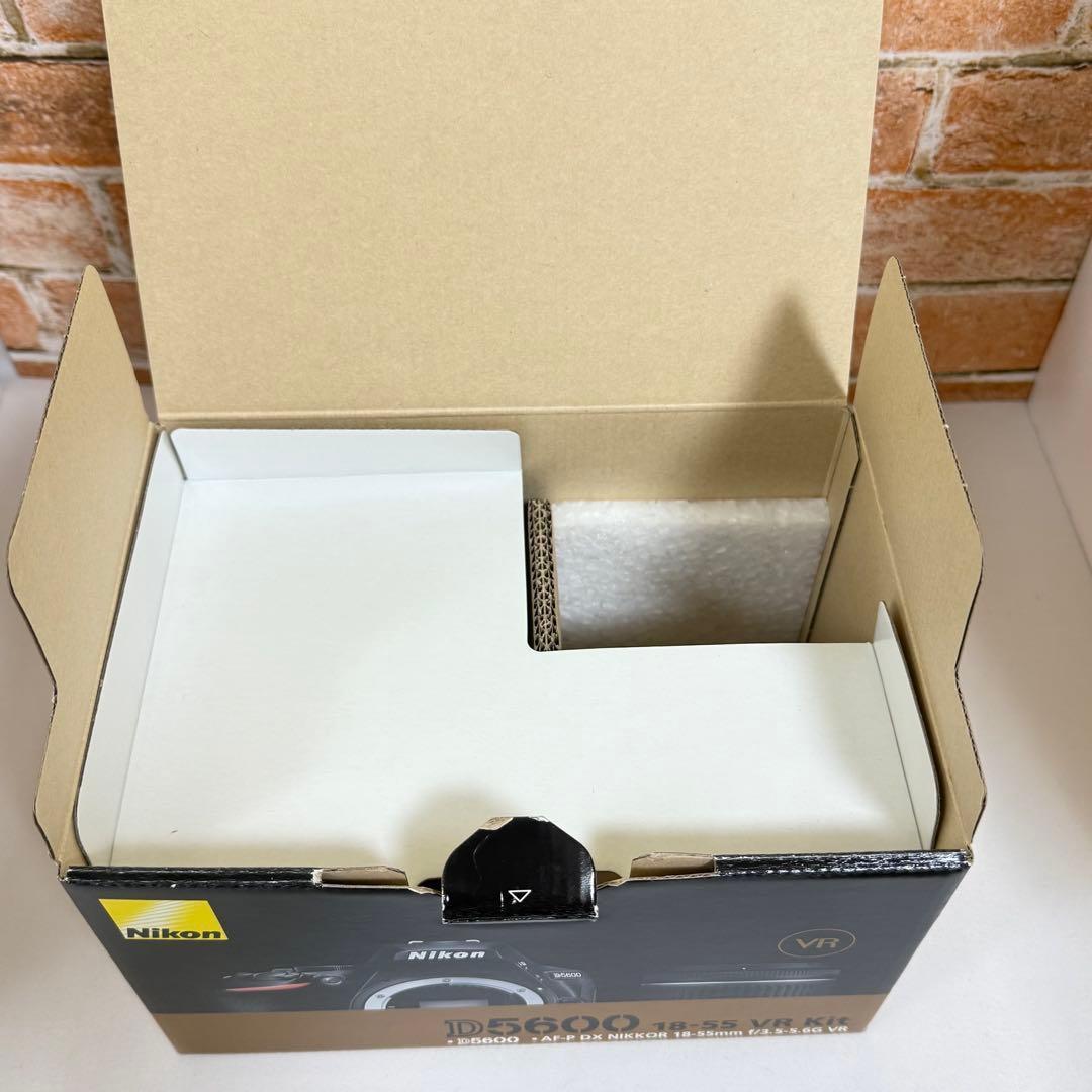 ショット数6700回✨Nikon D5600✨Wi-Fi&Bluetooth