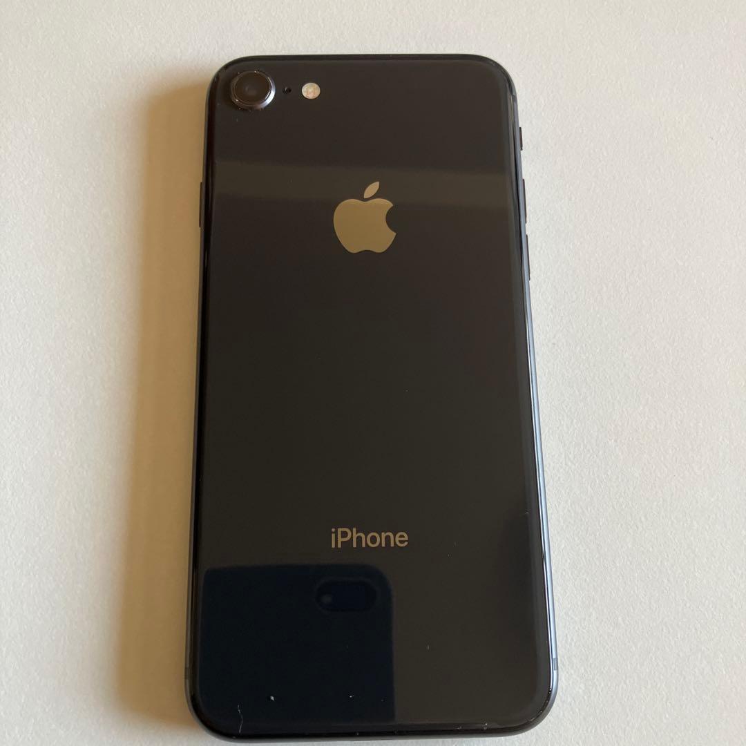 iPhone 7 本体 ひび割れあり　※ジャンク品　部品取り用