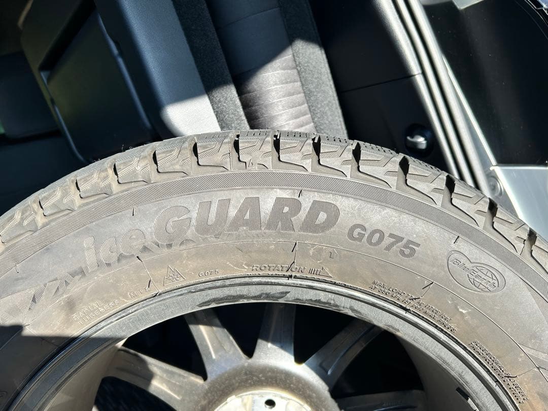 【美品】YOKOHAMA iceGuard スタッドレス225/60R17 4本
