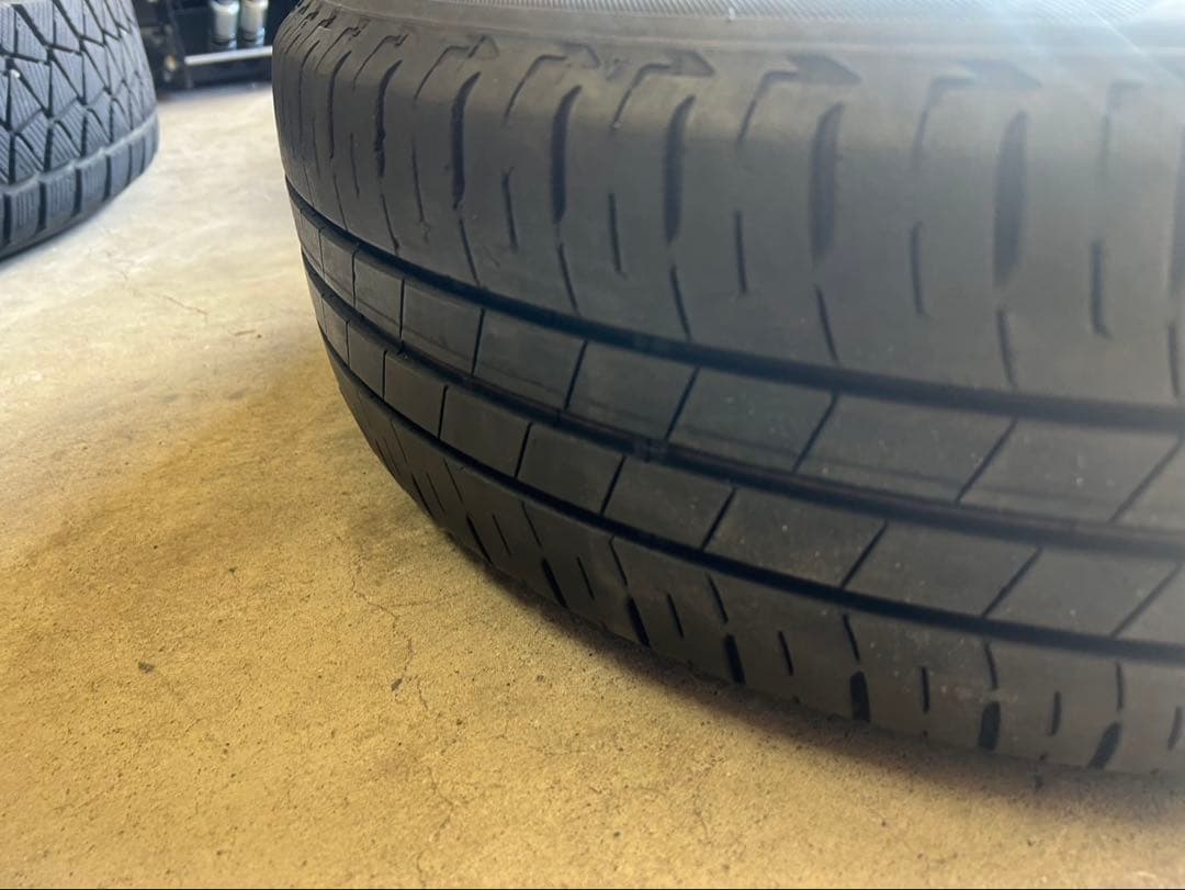 ロッキー純正ホイール195/60r17 2本 夏タイヤ