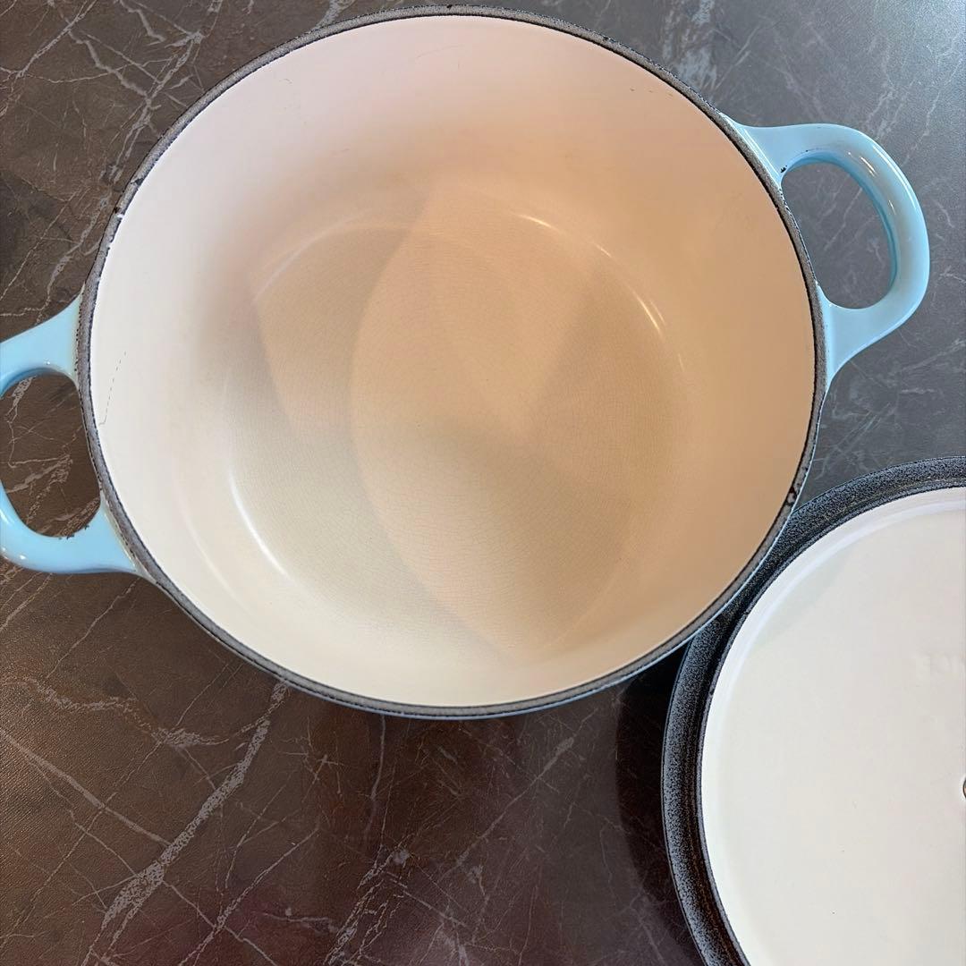 LE CREUSET 水色 両手鍋 18センチ