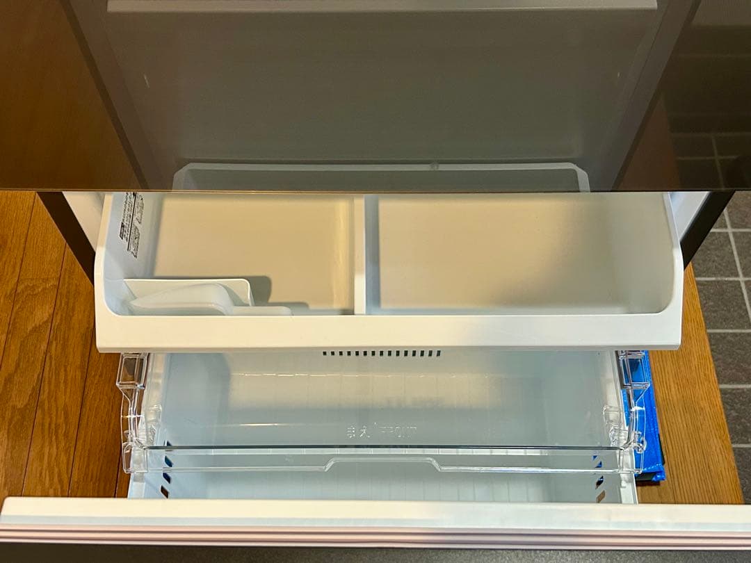 れーろ様　【2024年式】使用期間1ヶ月半 冷蔵庫 東芝 VEGETA 356Ｌ