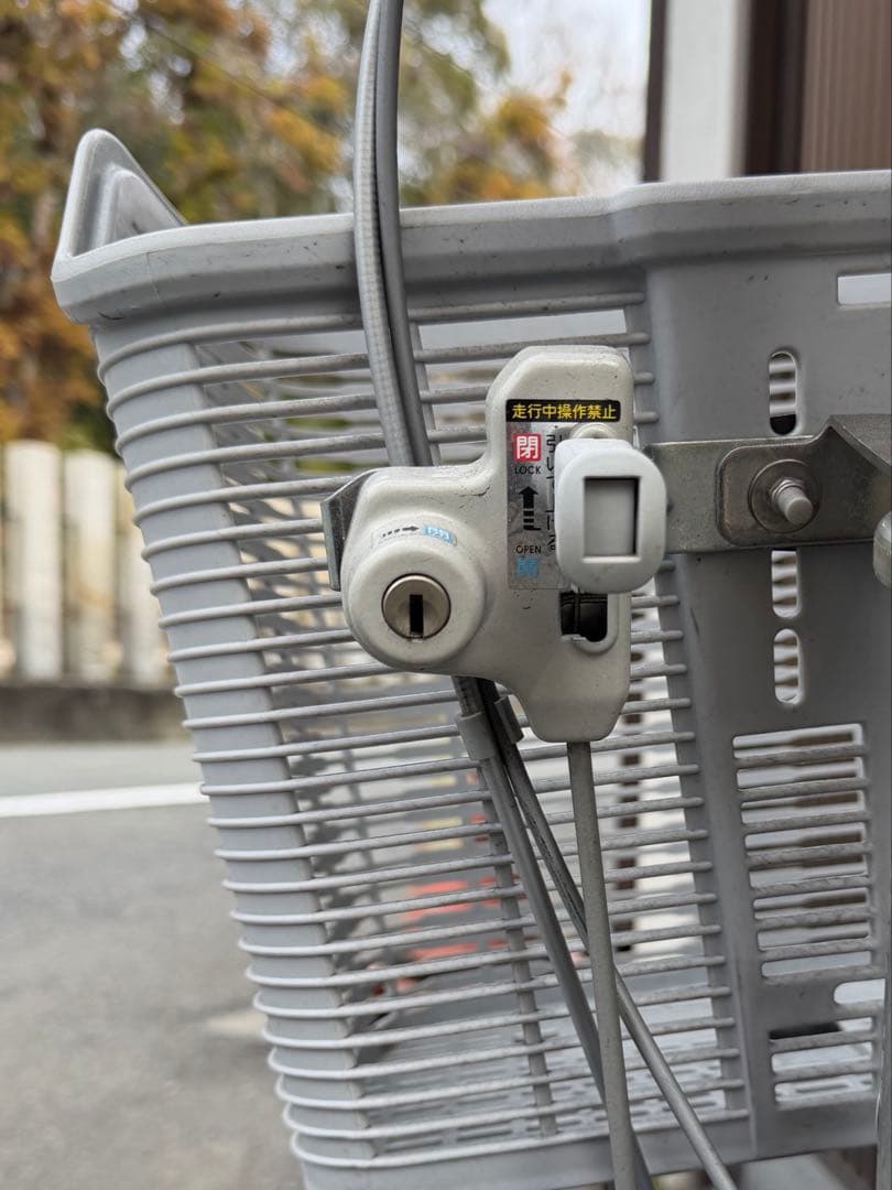 ブリヂストン三輪自転車シルバー、大人用、高齢者用）