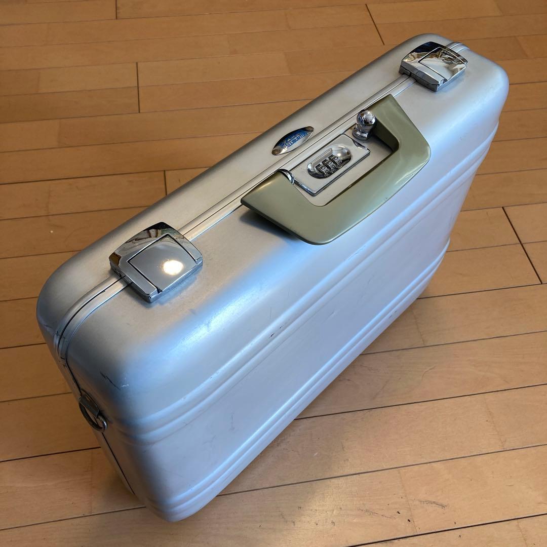 カバン　アタッシュケース　ゼロハリバートン　米国製　希少　ビンテージ