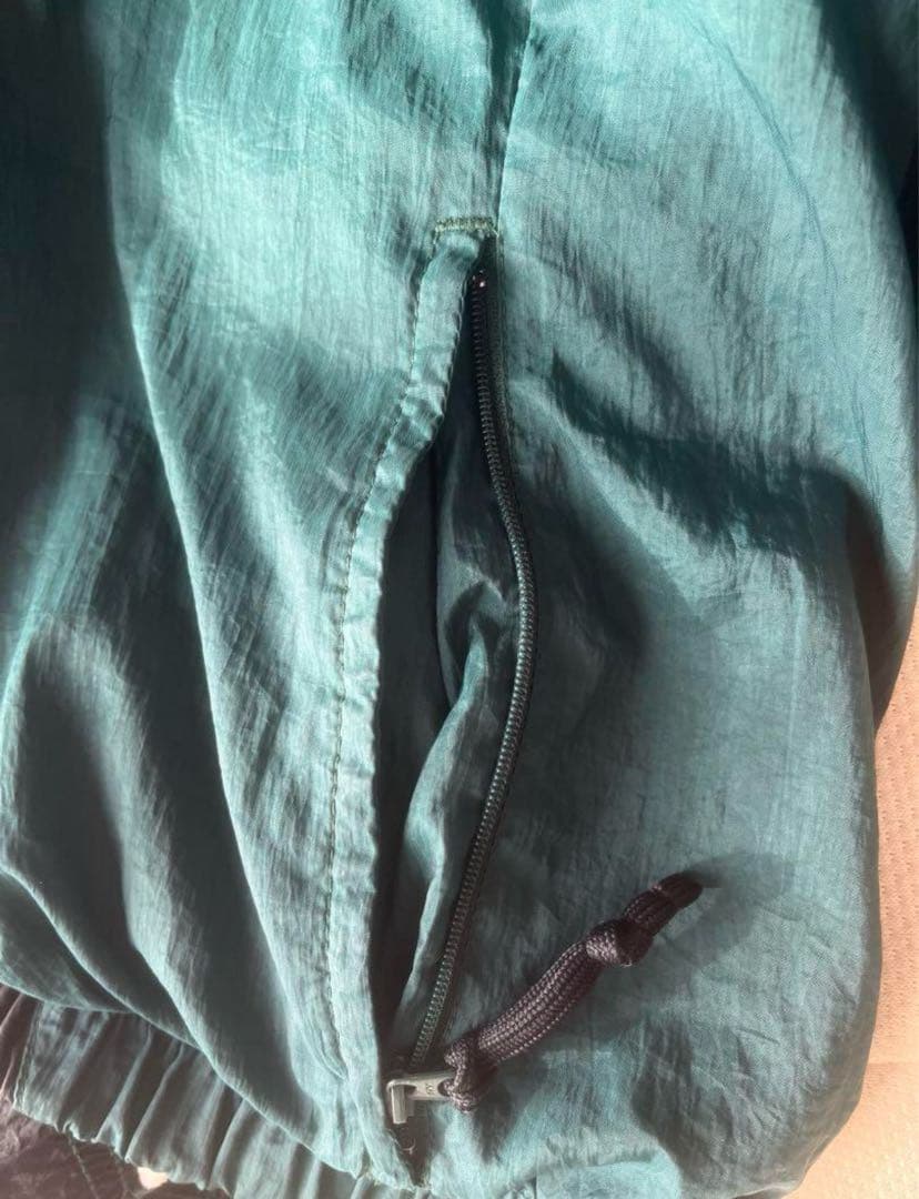 NIKE ナイキ 　ナイロンジャケット 90's古着　XL刺繍　銀タグ メンズ