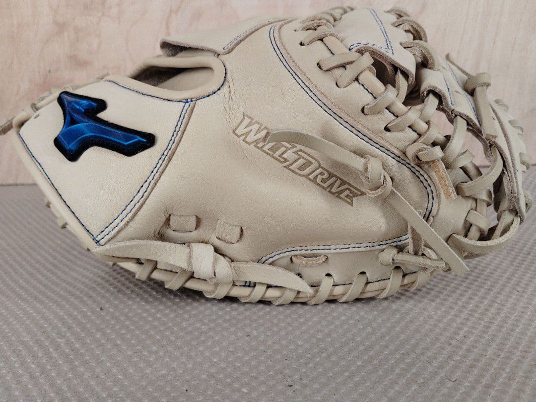 ミズノ　一般軟式用ウィルドライブ ブルー 2025年　新品キャッチャーミット右投