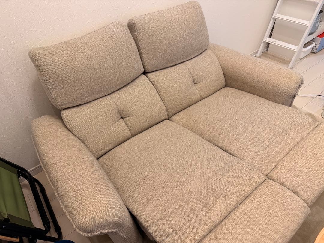 大阪配送無料　ニトリ　2人掛けソファ 電動リクライニング機能付き