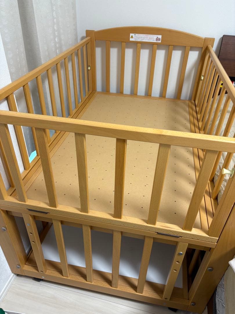 ヤマサキ　スリーオープン　木製 ベビーベッド