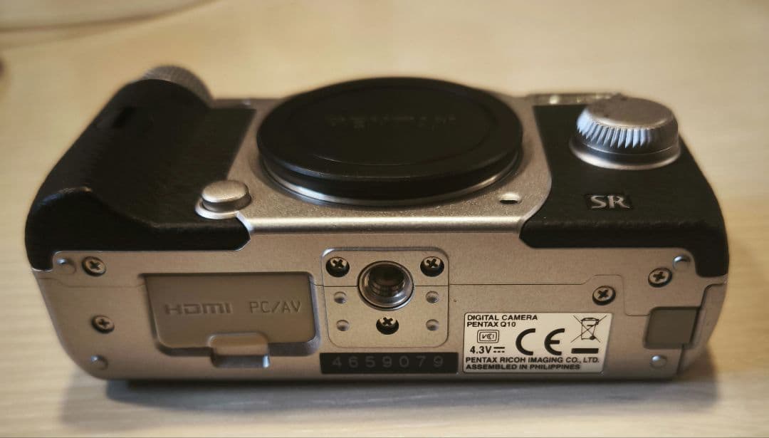 【Wズームキット】PENTAX Q10 シルバー ミラーレス一眼