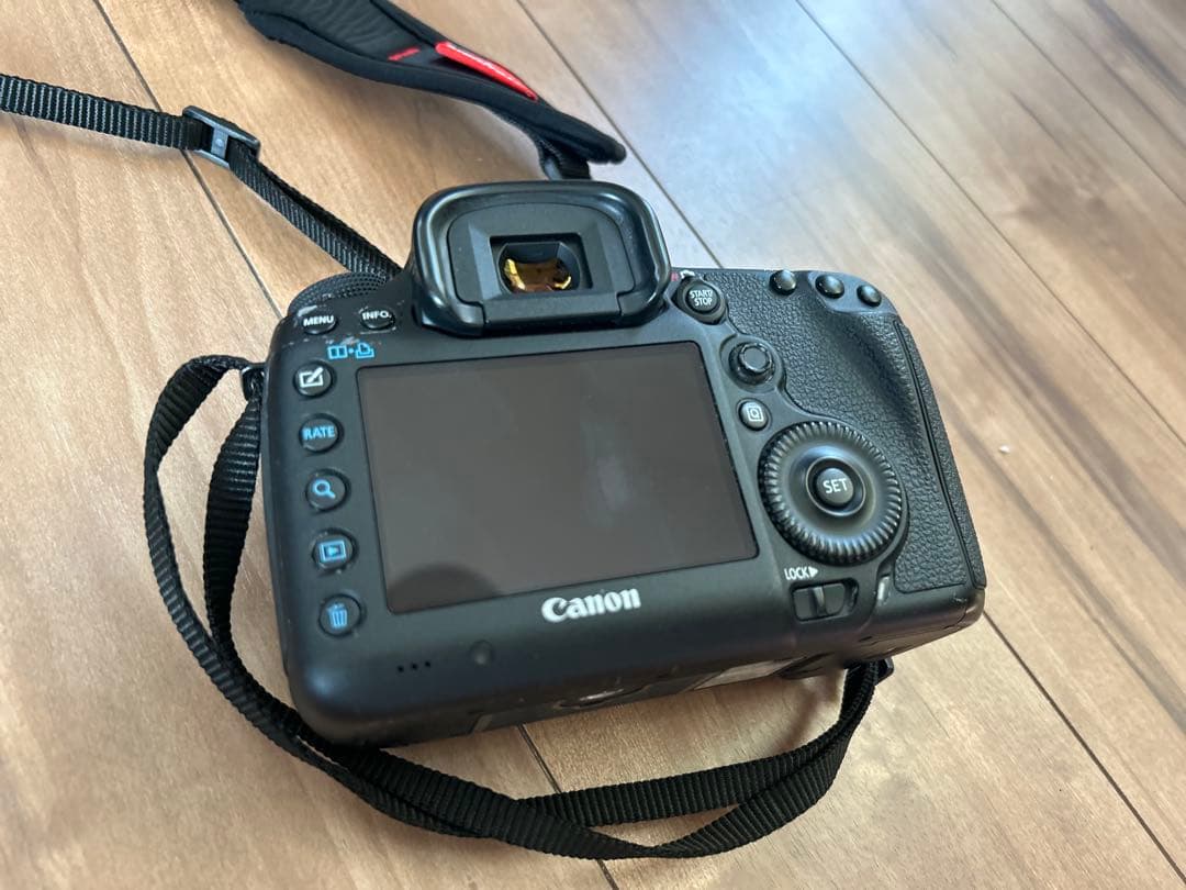 Canon EOS 5D MarkⅢ + EOS KISS 【付属品多数】