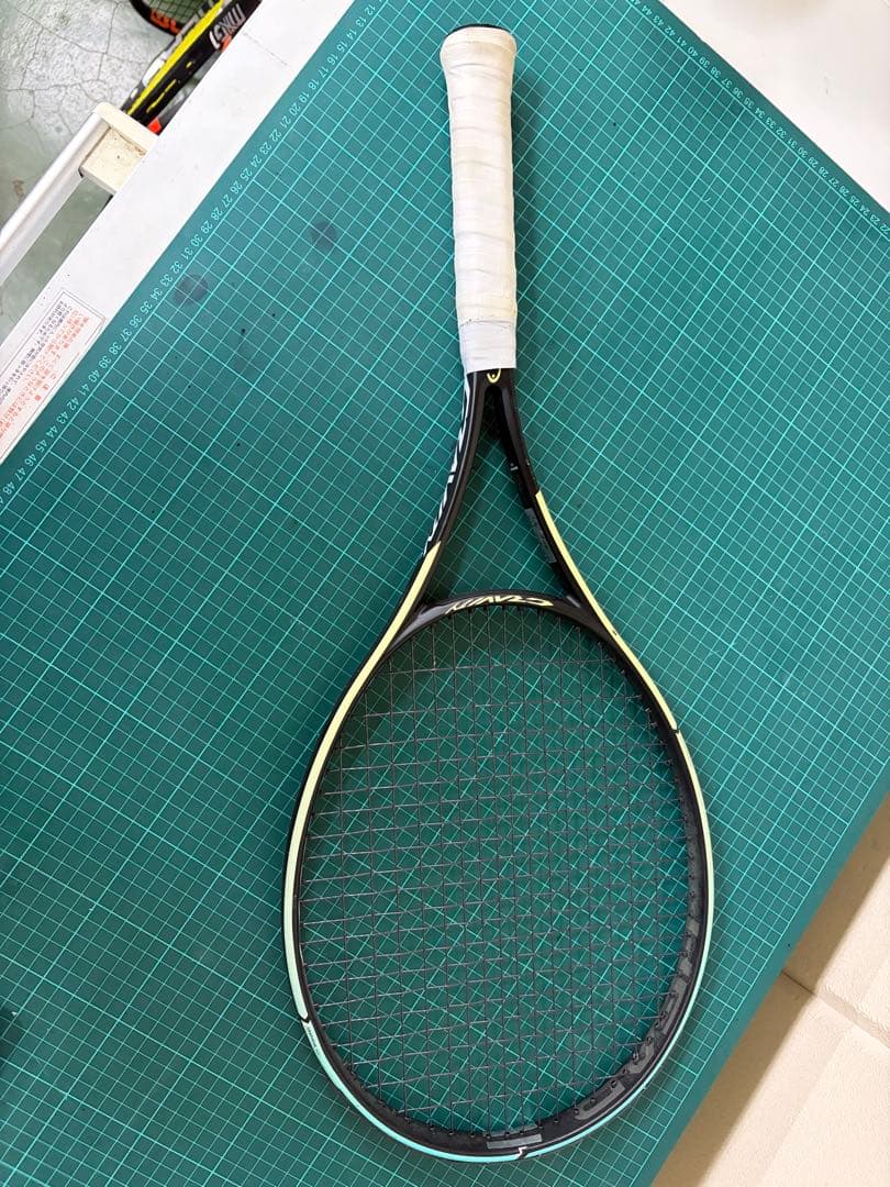 テニスラケット GRAVITY S ブルー/イエロー