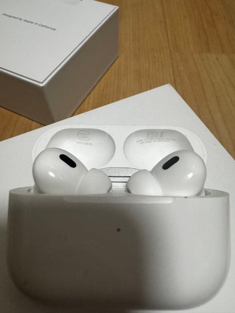 【極美品】Apple AirPods Pro 第2世代 (USB-C) 付属品有