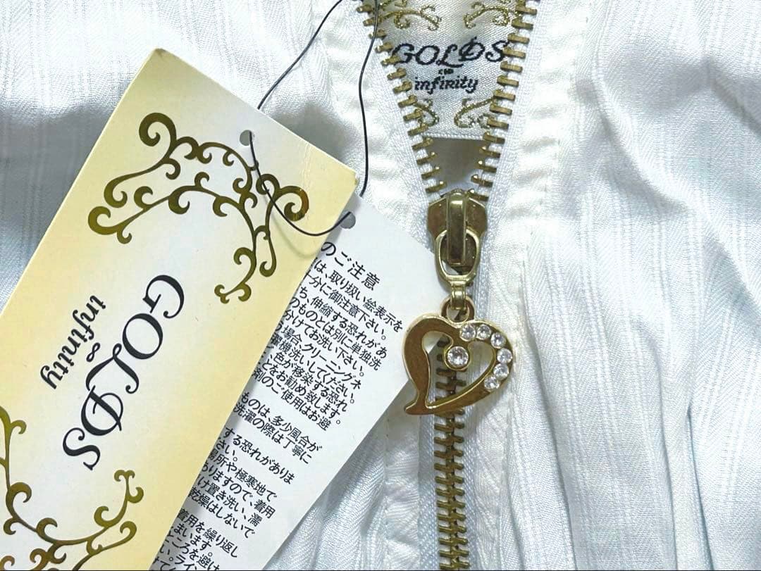タグ付き♡GOLDS♡ハートチャーム＆ダブルジッパー♡チョーカー付きトップス♡白