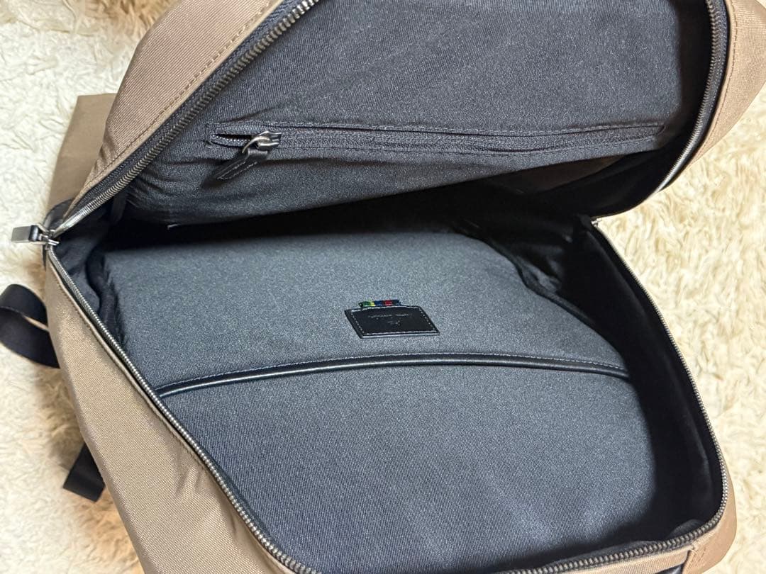 【美品】Paul Smith ポールスミス ビジネスリュック ベージュ