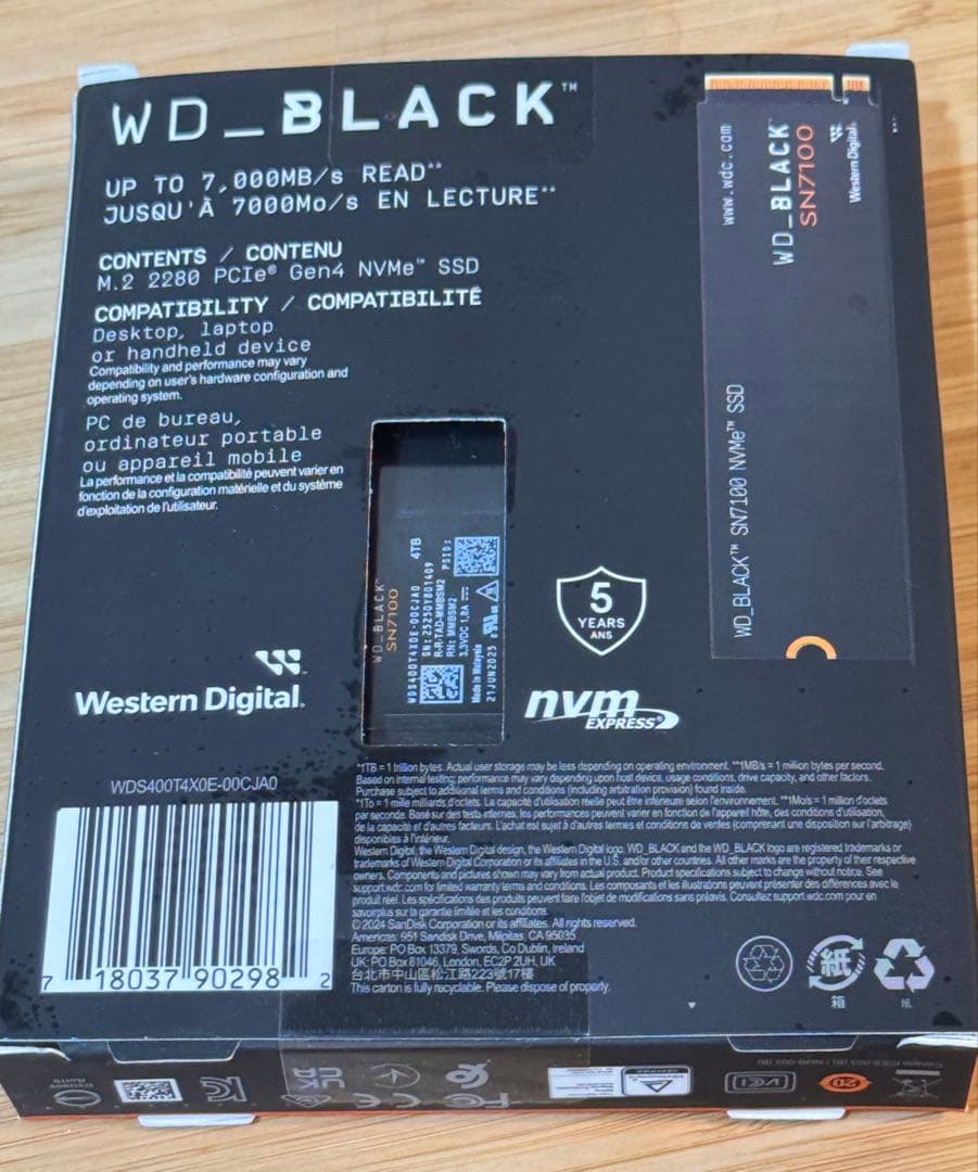 外付けハードディスク・ドライブ WD_BLACK SN7100 4TB NVMe SSD