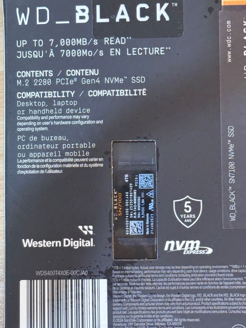 外付けハードディスク・ドライブ WD_BLACK SN7100 4TB NVMe SSD