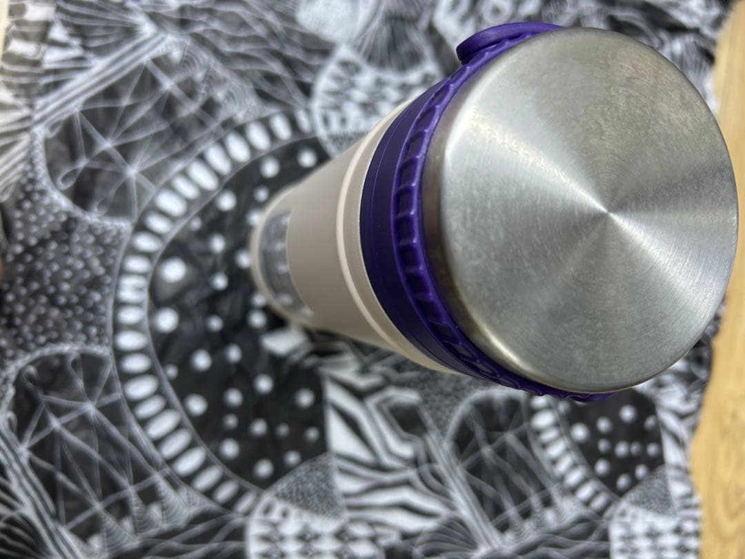 韓国　スターバックス　スタバ　スタンレー　プレス　タンブラー　保温瓶