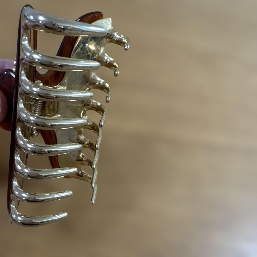 acca バービークリップ　ベッコウ