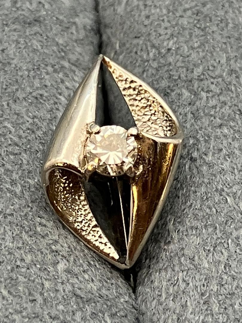 PT900 D0.20ピアス　プラチナ　ダイヤモンド　レディース