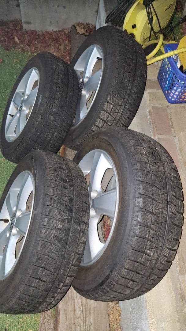 ホンダ純正16インチ アルミホイールと冬用スタッドレスタイヤ