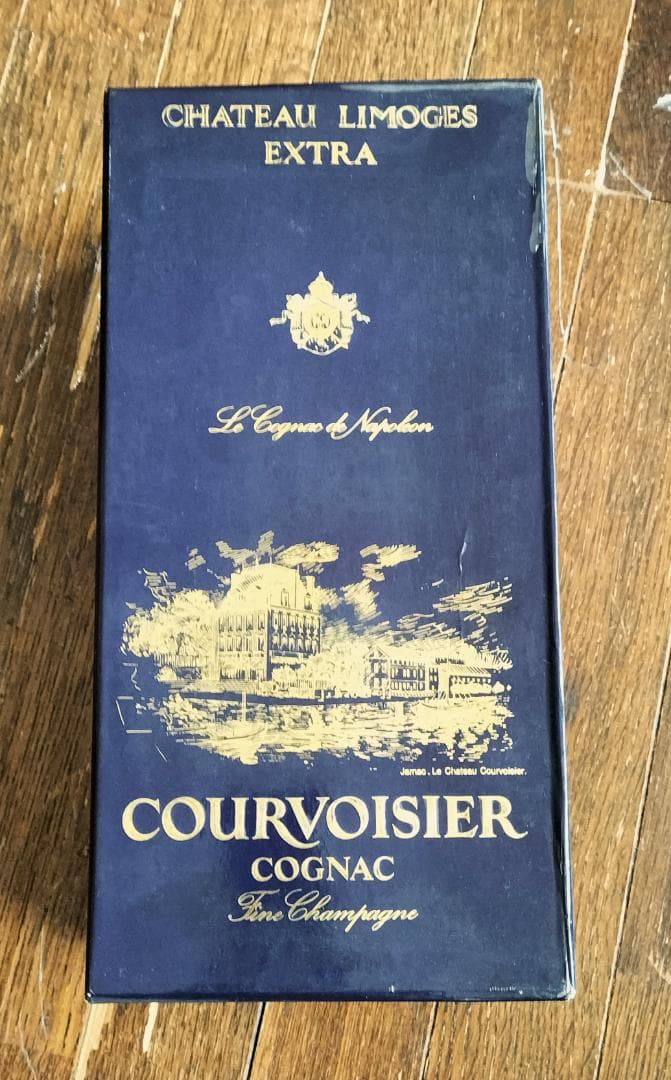 古酒　COURVOISIER　クルボアジェ　EXTRA　エクストラ　未開栓