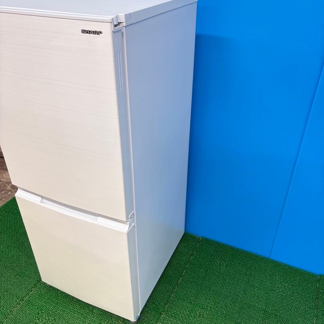 653 格安　半年保証付　SHARP 冷蔵庫　小型　一人暮らし　洗濯機も有