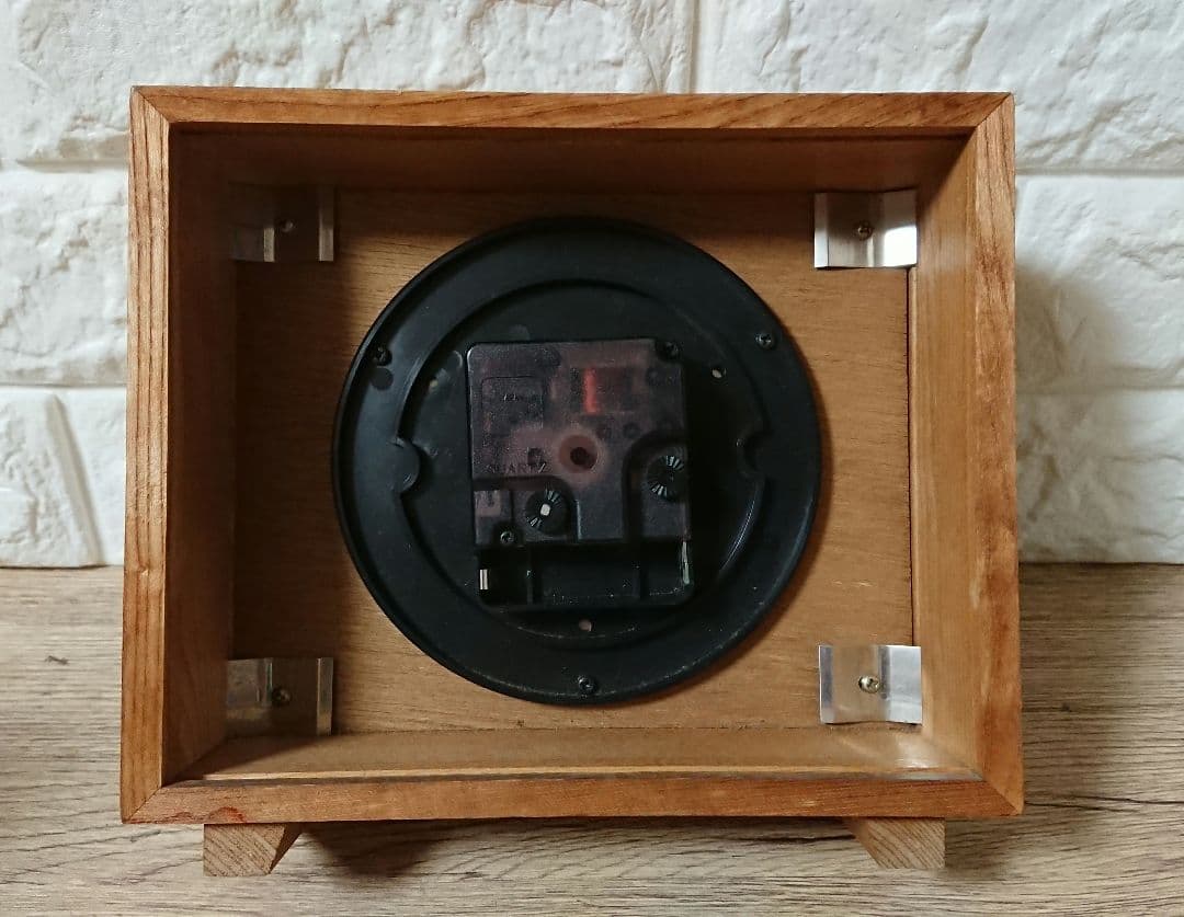 希少✨ JAL 鶴丸ロゴ ワールドタイム 木製置時計 航空会社 ノベルティ現状品