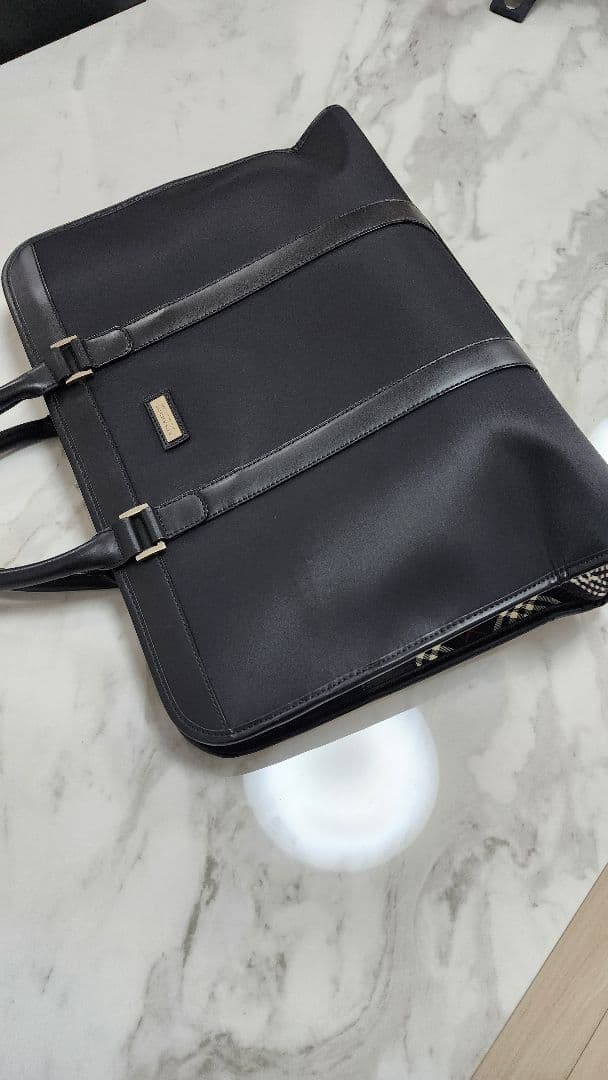 バーバリーブラックレーベル　ビジネスハンドバッグ