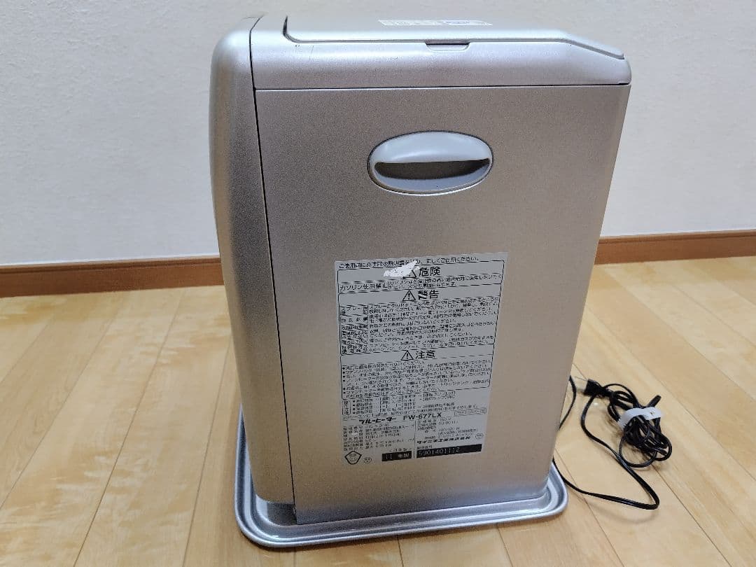 ダイニチ 石油ファンヒーター(FW-677LX)【17〜24畳】